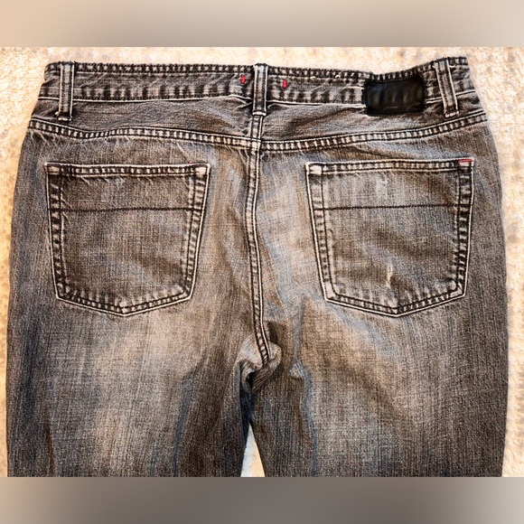 Men’s Distressed Jeans Converse - Picture 2 of 5